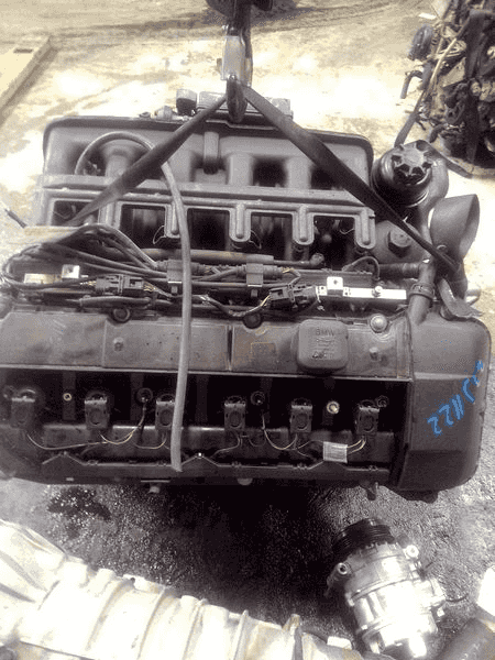 2004 Bmw 325i (2.5l), Exc. Xi; M54 (256s5 Engine, Engine Oil Filler Cap Lh Side Of Rocker Cover), Used Engine