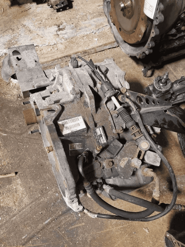 2005 Volvo Xc70 2.5l L5 Turbocharged, Used Transmission