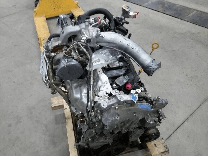 2017 Nissan Juke (1.6l, Mr16ddt), Vin A (4th Digit), Cvt, S, Used Engine