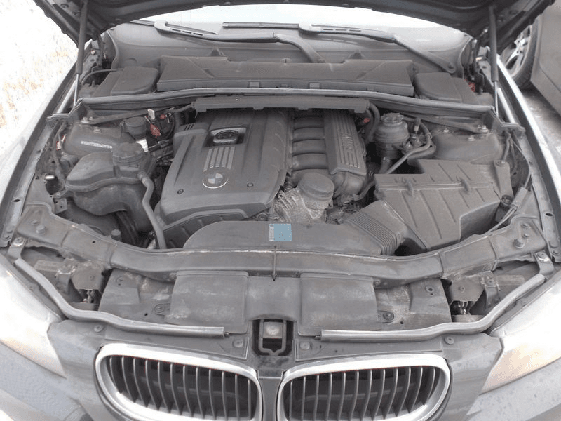 2011 Bmw 323i (sdn, Canada Market), (2.5l), At, Used Engine