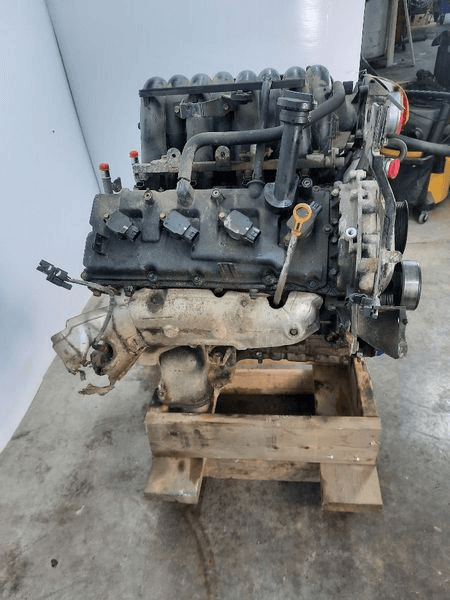 2005 Nissan Titan (5.6l), Vin A (4th Digit, Unleaded Fuel), Used Engine