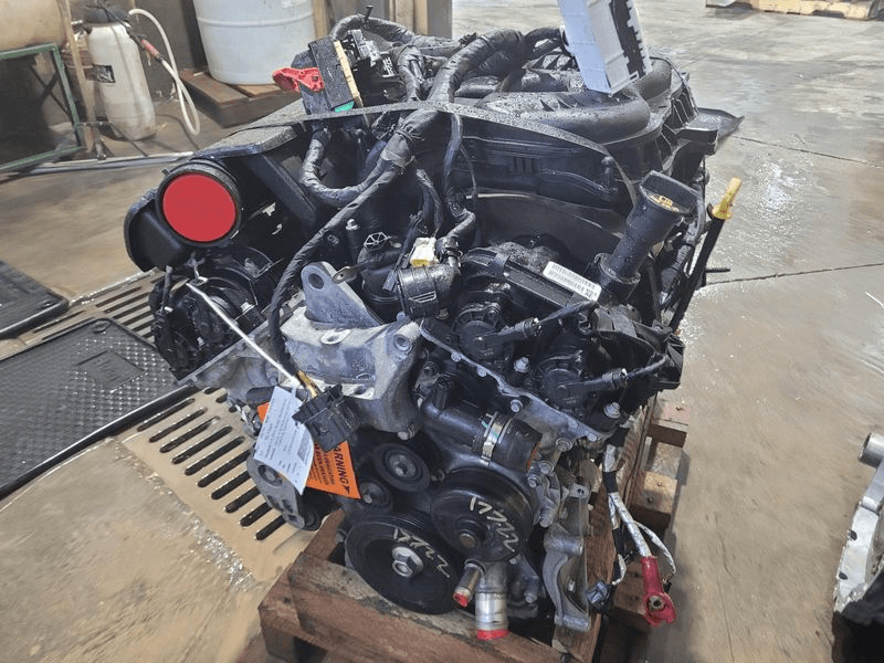 2019 Jeep Cherokee 3.2l (vin X, 8th Digit), One Piece Oil Pan, Used Engine