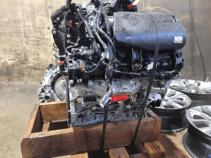 2014 Jeep Cherokee 3.2l (vin S, 8th Digit), One Piece Oil Pan, Used Engine