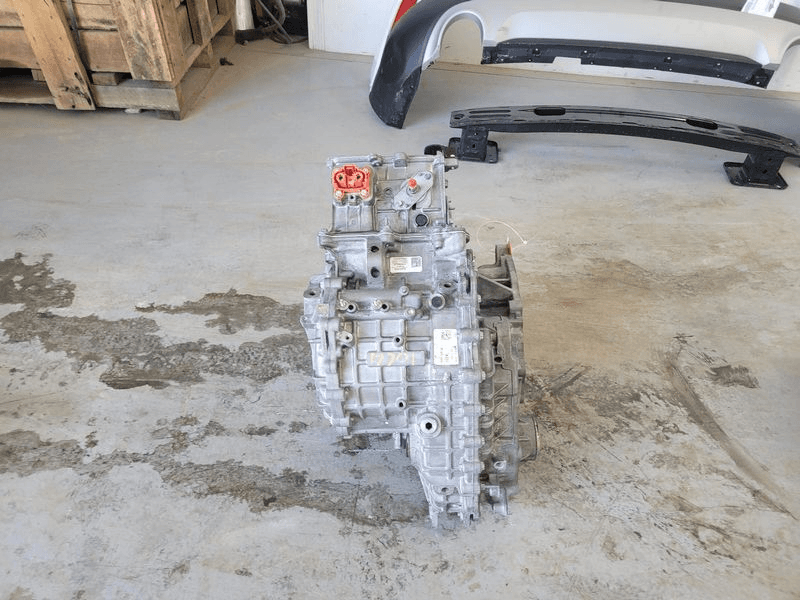 2020 Ford Escape (at), Hybrid, (2.5l), Fwd, Used Transmission