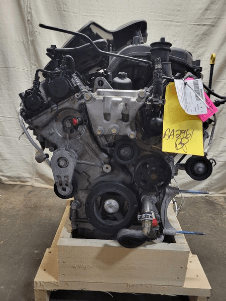 2020 Chrysler Pacifica Vin 7 (8th Digit, Hybrid), Gasoline, Used Engine