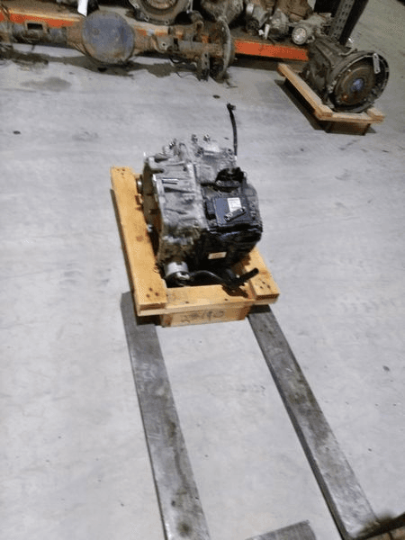 2017 Volvo Xc60 (at), Vin 40 (4th And 5th Digit), Awd, Used Transmission