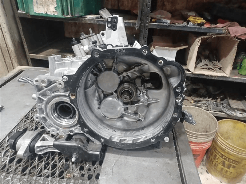 2023 Hyundai Elantra Mt (2.0l), Used Transmission