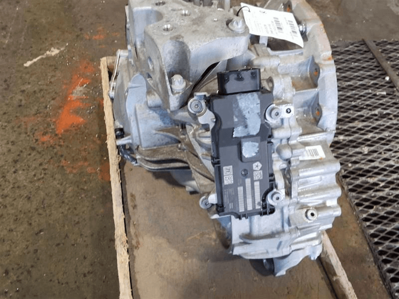 2016 Chrysler 200 At, (sdn), 3.6l (9 Speed, 9hp48), Fwd, Used Transmission