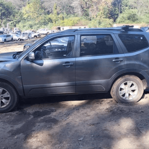 2010 Kia Borrego 3.8l V6, Used Transmission