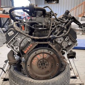 2004 Ford Excursion 6.8l V10, Used Engine