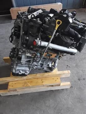 2016 Kia K900 5.0l (vin 4, 8th Digit), Used Engine 2016 Kia K900 5.0l (vin 4, 8th Digit), Used Engine