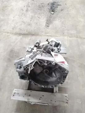 2017 Fiat 500 Mt, 2 Dr, Lounge, Used Transmission - 56622 Miles 2017 Fiat 500 Mt, 2 Dr, Lounge, Used Transmission - 56622 Miles