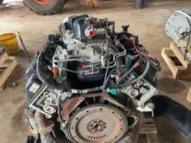 2004 Ford Excursion 6.8l (vin S, 8th Digit, 10-415), W/o Egr Valve, Used Engine 2004 Ford Excursion 6.8l (vin S, 8th Digit, 10-415), W/o Egr Valve, Used Engine