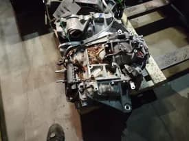 2015 Toyota Camry At, Vin K (5th Digit), (3.5l, 6 Cylinder, 2grfe Engine), Used Transmission - 21285 Miles 2015 Toyota Camry At, Vin K (5th Digit), (3.5l, 6 Cylinder, 2grfe Engine), Used Transmission - 21285 Miles