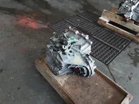 2017 Jeep Compass New Style (horizontal Rear Door Handle), Mt, (engine Id Ed6), Fwd (6 Speed), Used Transmission - 5005 Miles 2017 Jeep Compass New Style (horizontal Rear Door Handle), Mt, (engine Id Ed6), Fwd (6 Speed), Used Transmission - 5005 Miles